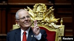  Prezidan demisone Pewou a, Pedro Pablo Kuczynski