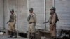 بھارتی کشمیر میں جھڑپ، تین جنگجو اور دو بھارتی فوجی ہلاک