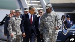 Serok Obama û Serokê Fermandarîya Navendî ya Amerîkî General Lloyd Austin