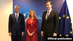 Sastanak u Briselu: Hašim Tači. Federika Mogerini, Aleksandar Vučić