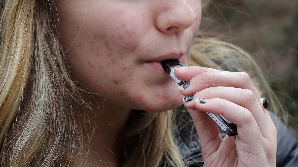 Survey 2 Million US Teens Vaping Marijuana