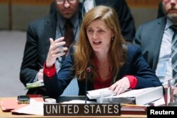 사만다 파워 유엔 주재 미국대사가 미국 뉴욕 유엔 본부에서 열린 안보리 회의에서 발언하고 있다.