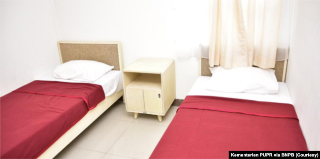 Salah satu ruangan di Wisma Atlet Kemayoran yang digunakan untuk ruang isolasi pasien Covid-19. (Foto: Courtesy/Kementerian PUPR via BNPB)