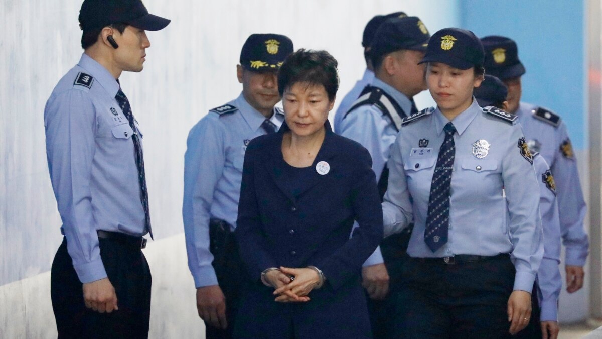 North Korea Vows to Execute Former South Korean President