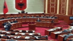 Shqipëri: Parlamenti miraton kandidaturën e z.Bujar Leskaj për kryetar të KLSH-së