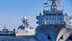 Tàu hải quân Trung Quốc.