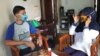 Masker Transparan Bantu Komunikasi Bisu Tuli di Tengah Pandemi