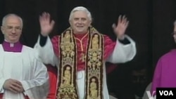 Le pape Benoît XVI .