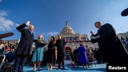 El presidente Joe Biden definió en su discurso inaugural las prioridades de su administración tanto dentro como fuera de Estados Unidos. Imagen tomada durante juramentación en las escalinatas del Capitolio el 20 de enero de 2021. (Foto Reuters / Archivo)