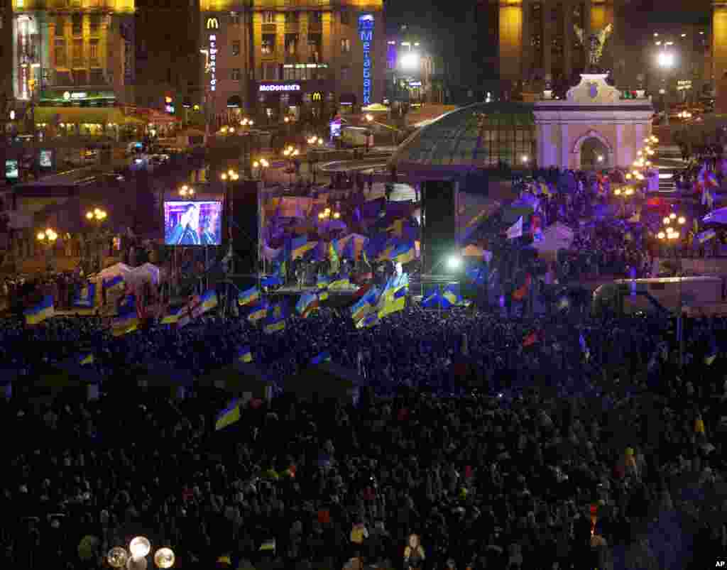 Protesters rally in Independence Square in Kyiv, Dec. 2, 2013. 