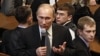 普京：俄罗斯须重建民主但要谨慎
