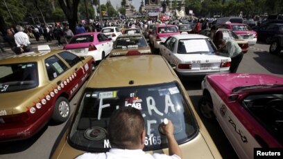 Resort City of Cancun Rounds Up Dozens of Uber Cars