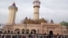 Une nouvelle grande mosquée draine des masses de fidèles à Dakar
