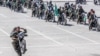بریتانیا «اراذل و اوباشی» که معترضان را در خیابان‌های ایران «کتک» می‌زنند تحریم کرد