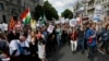 تظاهرات موافقان و مخالفان ورود مهاجران به اروپا 