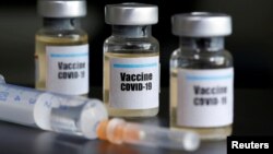 Perusahaan obat yang bersaing mengembangkan vaksin virus corona berjanji memastikan keamanan vaksin Covid-19 (foto: ilustrasi).