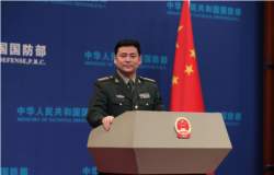 Juru Bicara Kementerian Pertahanan China, Ren Guoqiang.