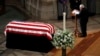 Funérailles nationales pour John McCain dans une Amérique divisée