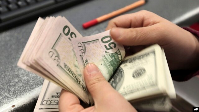 En EE.UU. la encuesta arrojó que el 57 por ciento de las personas pasaron el examen sobre conocimientos financieros llegando a ocupar la posición 14 en el ranking.