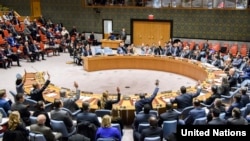 유엔 안전보장이사회가 지난해 12월 북한에 대한 추가 제재를 담은 결의를 만장일치로 채택하고 있다.