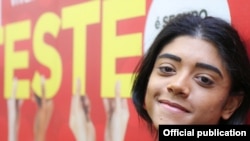 Moisés Maciel da Silva, 19, de São Paulo, Brasil, descrubrió que tenía VIH cuando cumplió 18 años. Foto: UNICEF / Danielle Pereira .