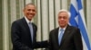 Tổng thống Mỹ Barack Obama bắt tay người đồng nhiệm Hy Lạp Prokopis Pavlopoulos ở Athens, 15/11/2016.