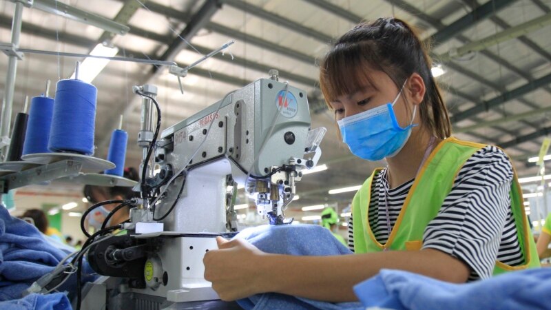Vietnam Aims to Grow Economy by 7 Percent in 2020