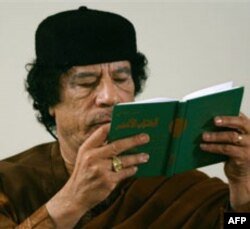 Qaddafiy: namoyishlar ortida turgan al-Qoida va Usama bin Laden