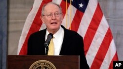 U.S. Sen. Lamar Alexander, R-Tenn., speaks at the unveiling of the official portrait of Tennessee Gov. Bill Haslam, Dec. 17, 2018, in Nashville, Tennessee.