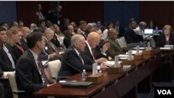 美國國會的一個委員會星期四舉行的聽證會,批評中國模糊了情報搜集與盜竊商業機密的界限。