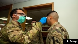 駐韓美國軍人實施新冠病毒體檢（美國陸軍2020年2月26日攝）