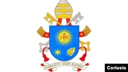 El nuevo escudo papal ha sido anunciado por el Vaticano.