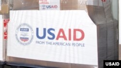 Ballot de dons de l'agence USAID.