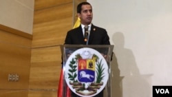 El presidente interino de Venezuela, Juan Guaidó, brinda conferencia de prensa para compartir los resultados de la reciente gira internacional que inició en Colombia y culminó en Estados Unidos .