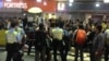 市民在旺角与警方对峙要求真普选（美国之音海彦拍摄）