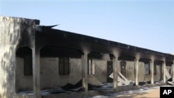 Une école brulée par Boko Haram en octobre 2012