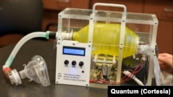 Prototipo de respirador de la empresa Quantum, una empresa que se dedica a la fabricación de autos eléctricos que ha decidido su producción habitual para ayudar a hacer frente a la pandemia.