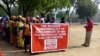 Le groupe "Bring Back our Girls" lors d'une marche de protestation à Abuja, le 20 janvier 2019. (VOA/Gilbert Tampa)