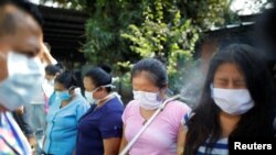 El Salvador, virus