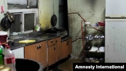 国际特赦报告里提供的图片显示，韩国农村外来劳工的厨房状况