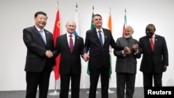 Лидеры Китая, России, Бразилии, Индии и ЮАР на саммите стран БРИКС в Осаке