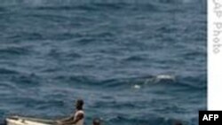 Somalili Korsanlar Deniz Ulaşımını Tehdit Ediyor