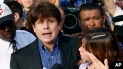 El exgobernador de Illinois Rod Blagojevich fue condenado a prisión en 2009, acusado de corrupción, luego de un juicio político que determinó su destitución del cargo que ocupaba desde 2003.