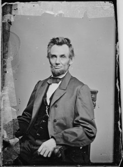 Rais wa zamani Abraham Lincoln (image courtesy of the National Archives)