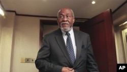 Johnnie Carson, responsável do Departamento de Estado para os assuntos africanos