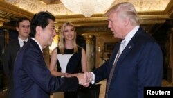 Firayim Ministan Japan Shinzo Abe yayi ido hudu da sabon shugaban Amurka Donald Trump