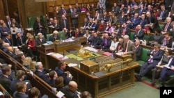 سخنان جرمی کوربین رهبر حزب مخالف دولت در پارلمان بریتانیا، در مخالفت با درخواست دیوید کامرون برای انجام حملات هوایی بریتانیا در سوریه - ۱۱ آذر ۱۳۹۴ 