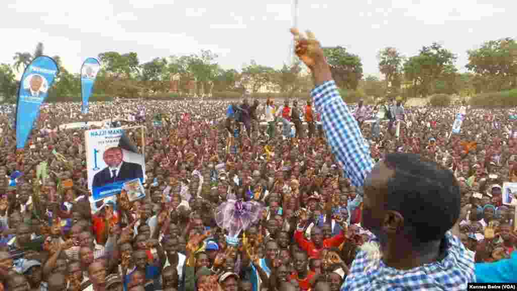 Kiza Besigye akiwa Mbale