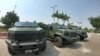 Kendaraan militer Kolombia disiagakan ke perbatasan dengan Venezuela, pasca terjadinya bentrokan setelah militer Venezuela memukul mundur truk-truk bantuan (24/2). 