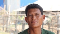 Him Kiri, another land dispute victim, said he coughed up blood when he was beaten by the miliary police, Banteay Meanchey, Cambodia, January 20, 2020. (Sun Narin/VOA Khmer)